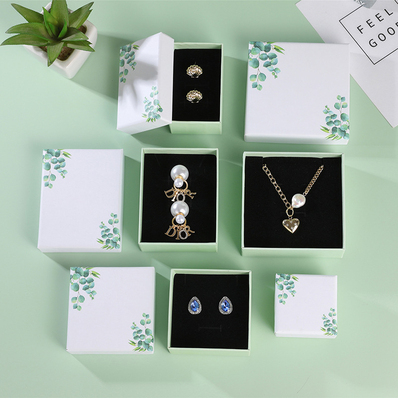 ความคิดสร้างสรรค์ขนาดเล็ก Leaf - Event Party Shop บทวิจารณ์และราคา